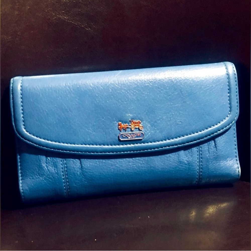 VINTAGE COACH LARGE PLEATED WALLET